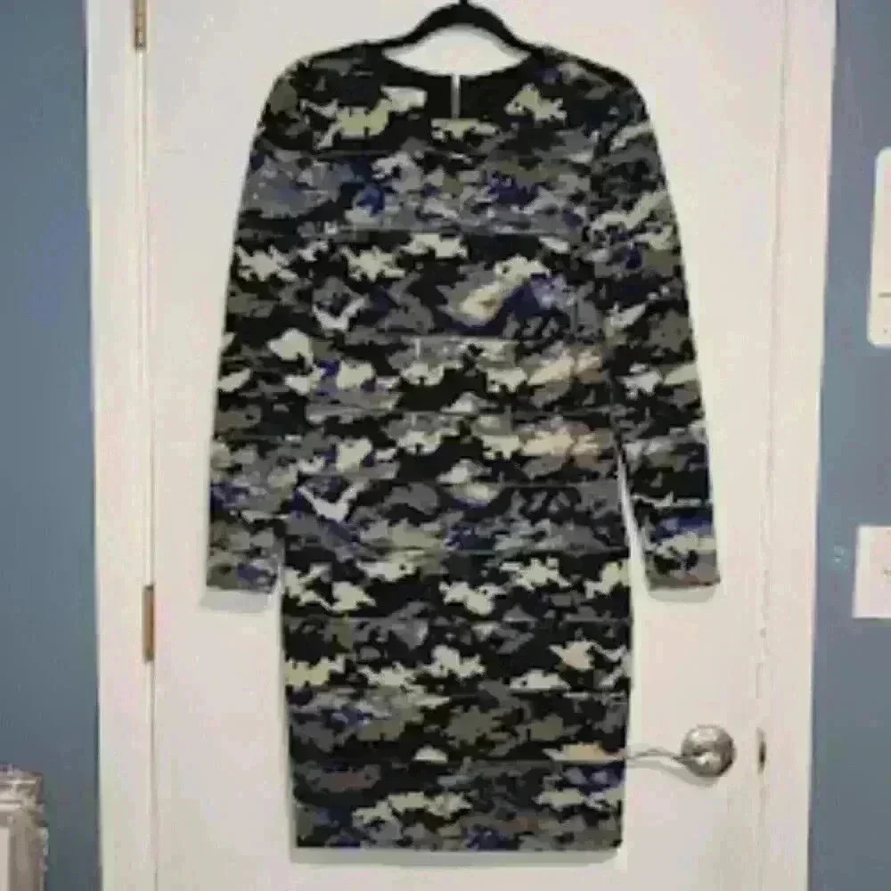 Ivy & Blu Maggy‎ Boutique Women's Bodycon Blue Camo Dress Size 10
